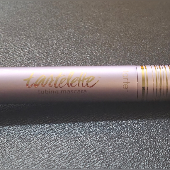 Tarte Tartlette Tubing Black Mascara - Picture 4 of 4